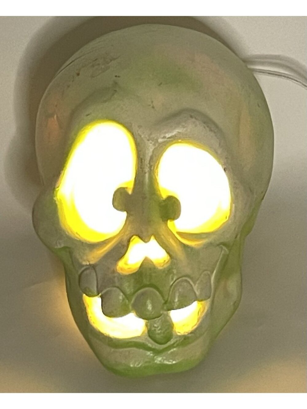 1993 Trendmasters Light Up Skull Halloween Decor Green Vintage Working 9.5"
